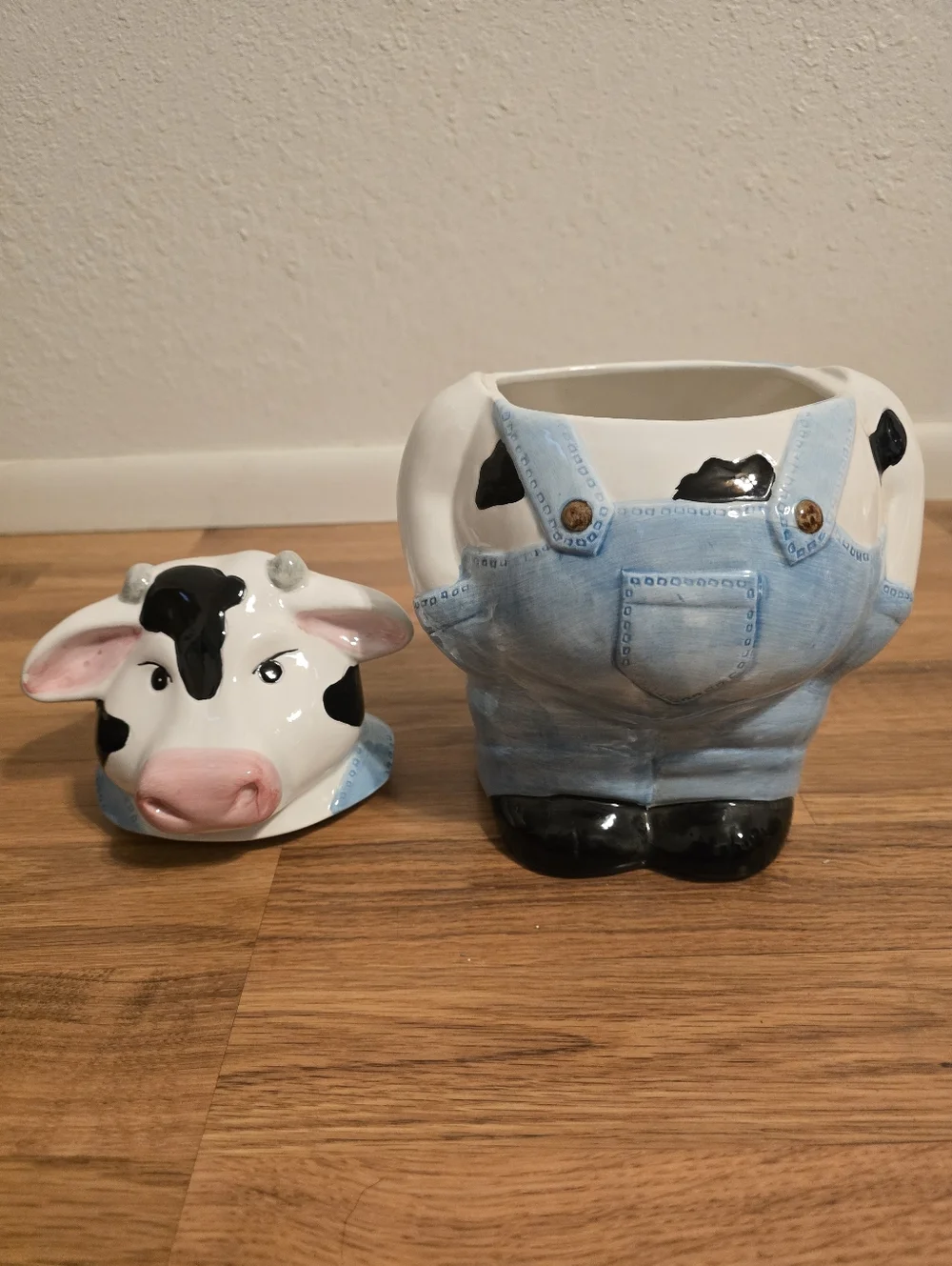 Vintage 1990s Savoy Housewares ceramic Cow Cookie Jar - Picture 7 of 11